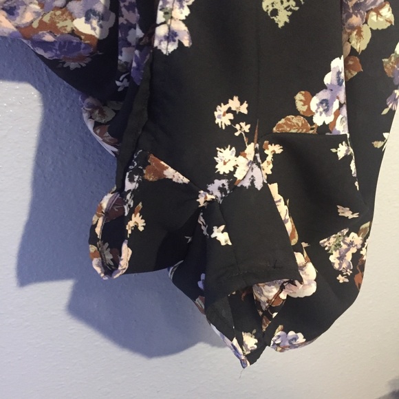 M.FASIS ROMPER SIZE LARGE - Picture 6 of 8